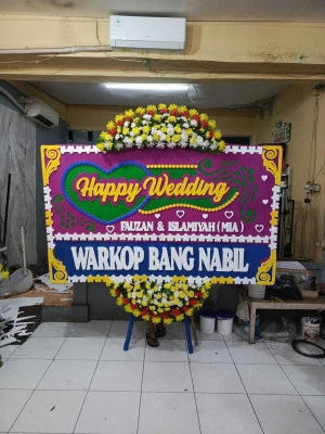 Papan Bunga di Wantilan Cipeundeuy